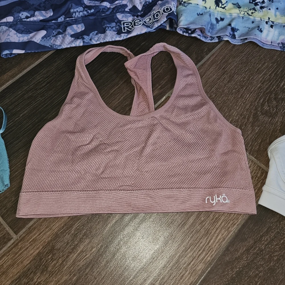 SPORTS BRA LOT OF 6 SZ MEDIUM PELOTON LULULEMON RYKA VS REEBOK - Picture 6 of 11